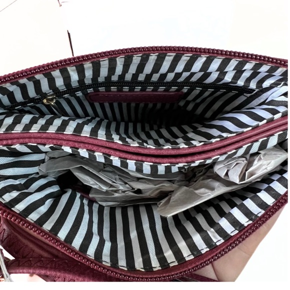 Burgundy Crossbody Purse satchel wristlet - Picture 5 of 6